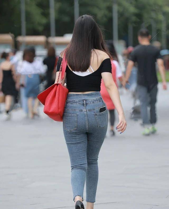 小红书教你如何轻松选购和保养美裙，提升你的时尚品味
