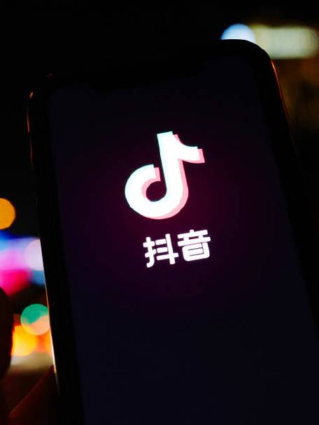 微信平台抖音刷播放量,微信平台抖音刷播放量的真相与影响：揭示背后的真相与潜在风险!